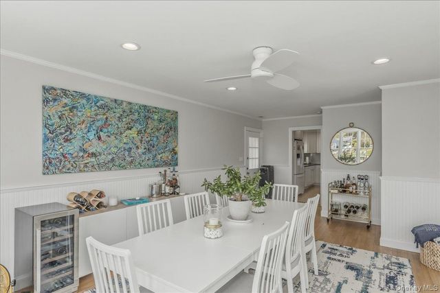 15 Gardners Lane, Hampton Bays, NY 11946