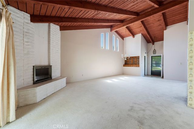 2011 W Katella Avenue 61, Anaheim, CA 92804