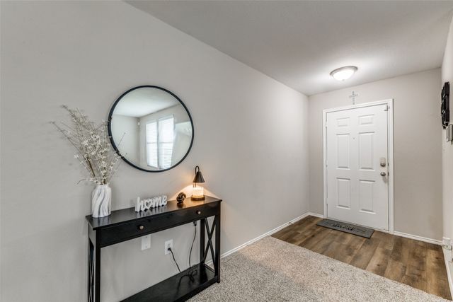 8426 Jacaranda Way, Arlington, TX 76002