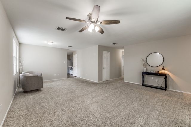 8426 Jacaranda Way, Arlington, TX 76002