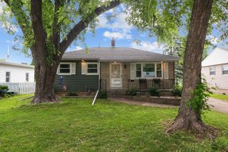 1012 GROVE STREET, Oshkosh, WI 54901