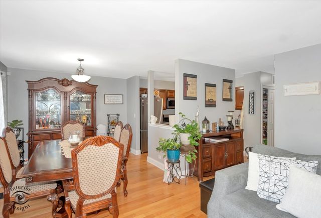210 Mill Stream Drive, Bolingbrook, IL 60440