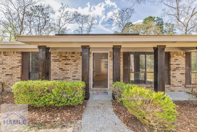 835 Jacks Hill Road, Hinesville, GA 31313