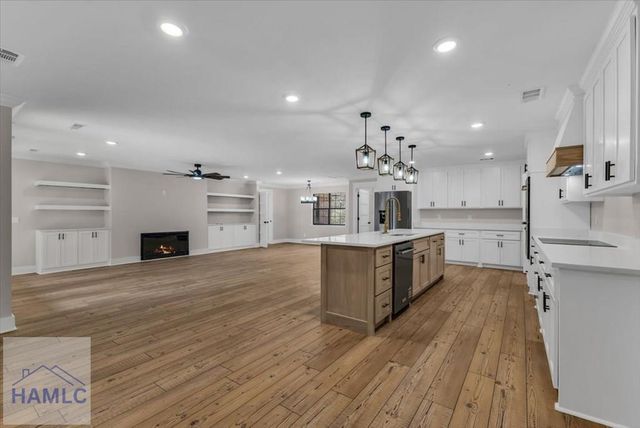 835 Jacks Hill Road, Hinesville, GA 31313