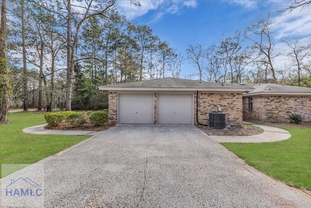 835 Jacks Hill Road, Hinesville, GA 31313