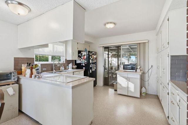 5455 Parkview Dr, La Jolla, CA 92037