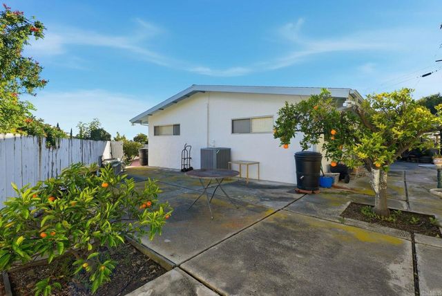 5455 Parkview Dr, La Jolla, CA 92037