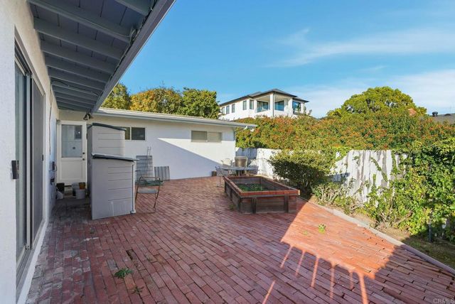 5455 Parkview Dr, La Jolla, CA 92037