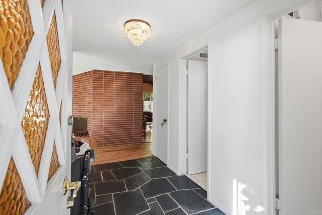 5455 Parkview Dr, La Jolla, CA 92037