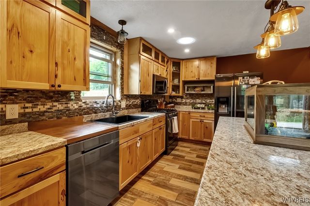 931 County Road 33, Bolivar, NY 14715