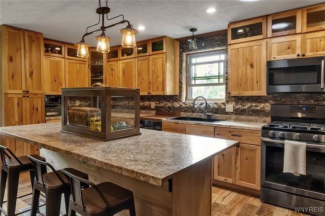 931 County Road 33, Bolivar, NY 14715