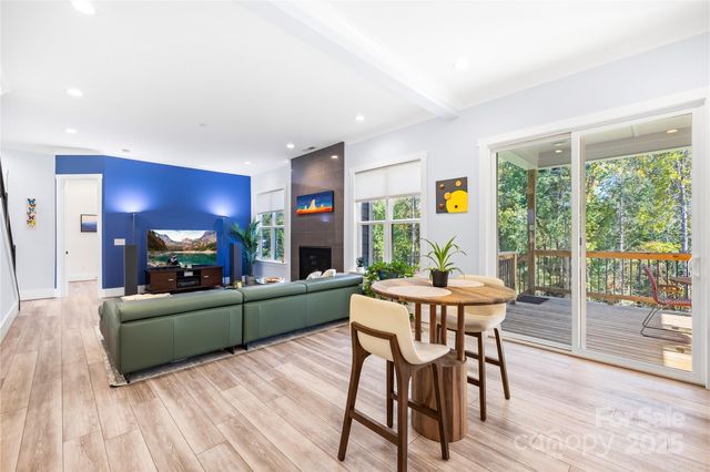 140 Dabbling Duck Circle, Mooresville, NC 28117