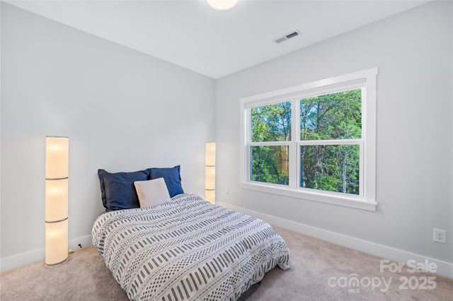 140 Dabbling Duck Circle, Mooresville, NC 28117