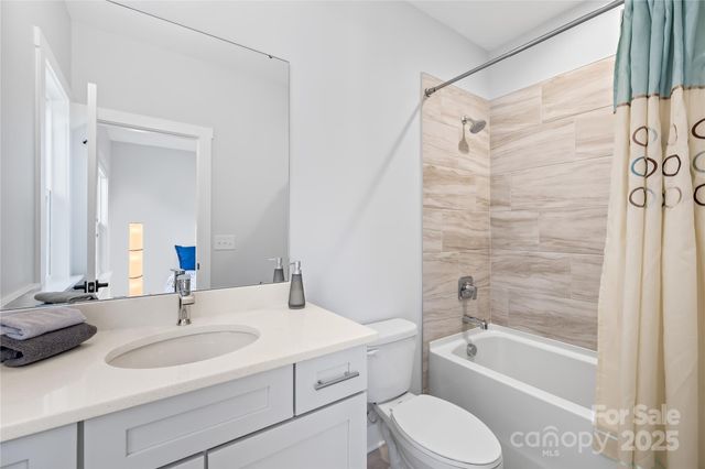 140 Dabbling Duck Circle, Mooresville, NC 28117