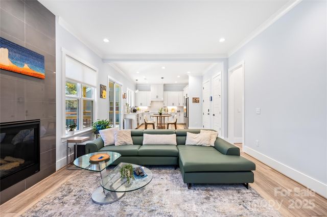 140 Dabbling Duck Circle, Mooresville, NC 28117