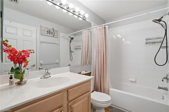 17801 Modena RD, Miromar Lakes, FL 33913