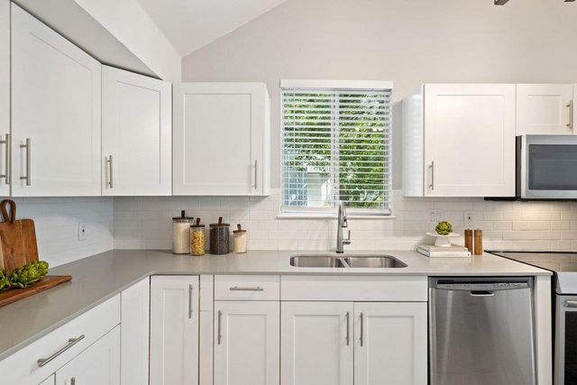 1709 Chicon ST, Austin, TX 78702