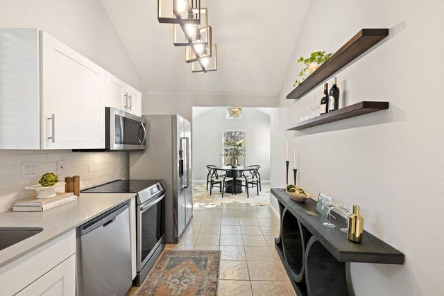 1709 Chicon ST, Austin, TX 78702