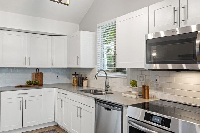 1709 Chicon ST, Austin, TX 78702