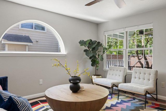 1709 Chicon ST, Austin, TX 78702