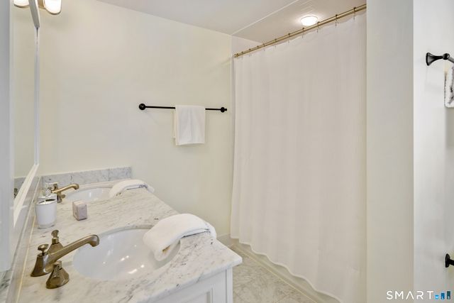 64 Sunrise Avenue, New Canaan, CT 06840