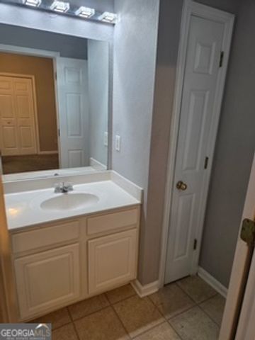 325 Brookview Drive, Riverdale, GA 30274