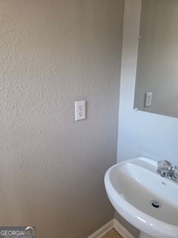 325 Brookview Drive, Riverdale, GA 30274