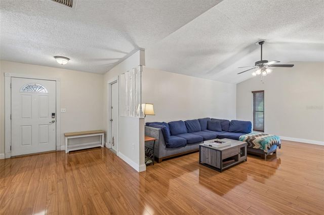 4733 RIDGE POINT DRIVE, Tampa, FL 33624