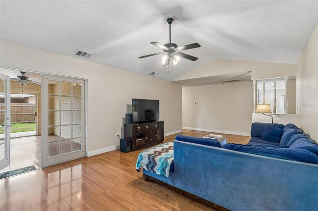 4733 RIDGE POINT DRIVE, Tampa, FL 33624