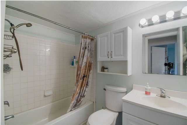 4733 RIDGE POINT DRIVE, Tampa, FL 33624
