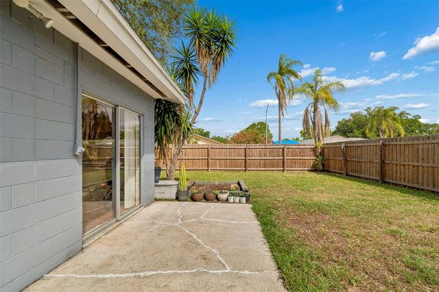 4733 RIDGE POINT DRIVE, Tampa, FL 33624