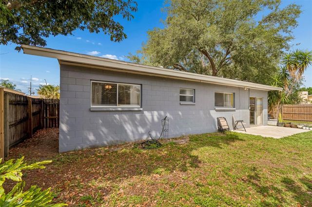 4733 RIDGE POINT DRIVE, Tampa, FL 33624