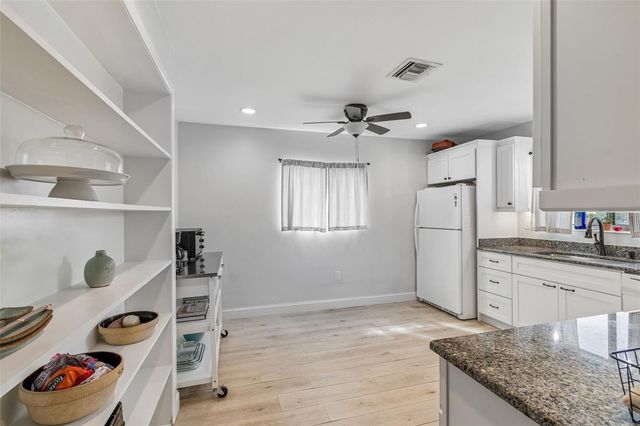 4733 RIDGE POINT DRIVE, Tampa, FL 33624