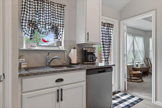 14136 Danesdale Drive, Pilot Point, TX 76258