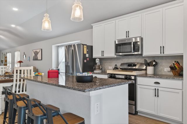 14136 Danesdale Drive, Pilot Point, TX 76258