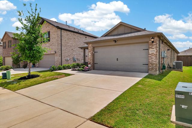 14136 Danesdale Drive, Pilot Point, TX 76258