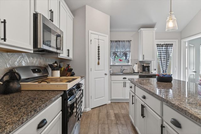 14136 Danesdale Drive, Pilot Point, TX 76258