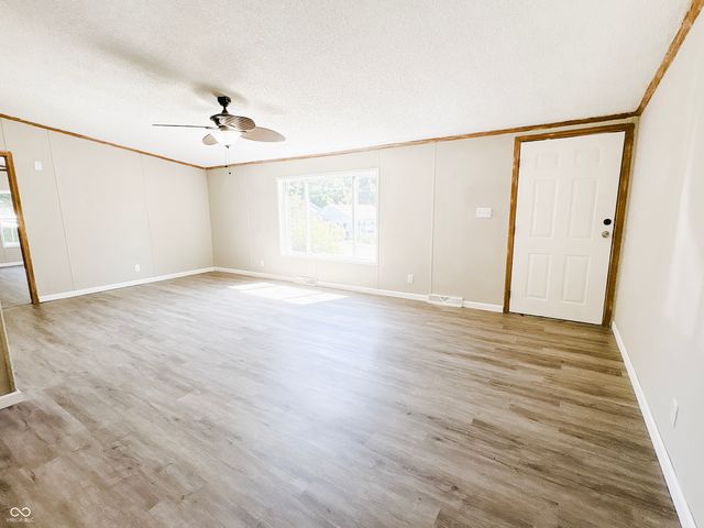 1212 W 9th Street, Connersville, IN 47331