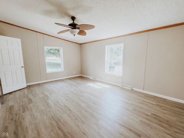 1212 W 9th Street, Connersville, IN 47331