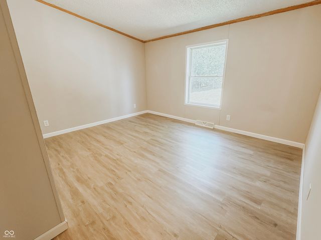 1212 W 9th Street, Connersville, IN 47331