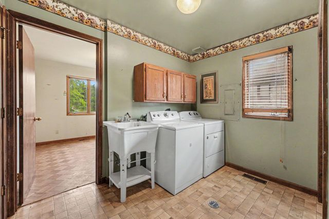 1697 Sunnyslope Drive, Crown Point, IN 46307