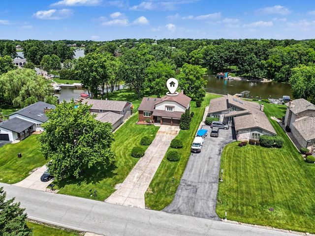 1697 Sunnyslope Drive, Crown Point, IN 46307