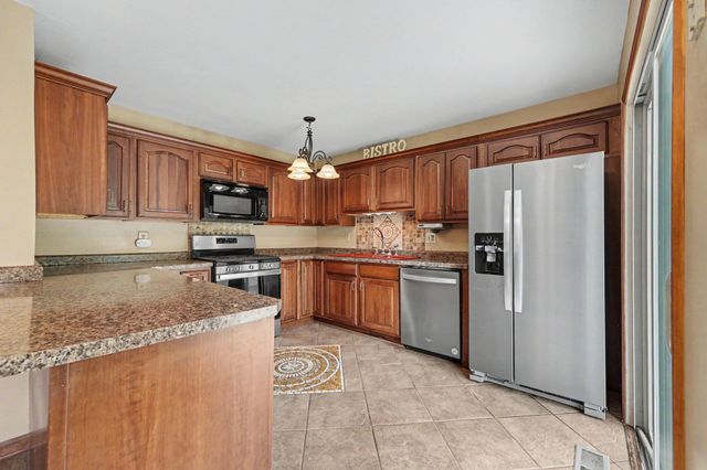 1697 Sunnyslope Drive, Crown Point, IN 46307