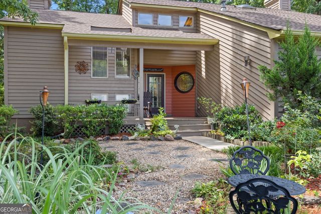 2335 Ettas Circle SE, Conyers, GA 30013