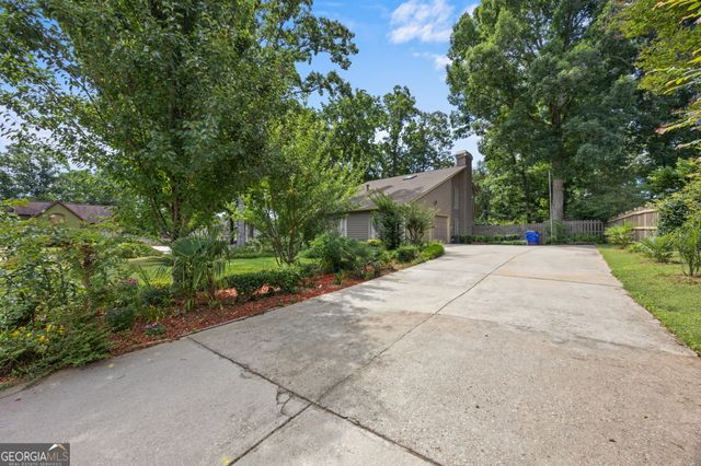 2335 Ettas Circle SE, Conyers, GA 30013