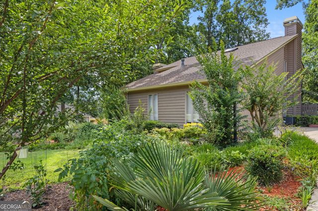 2335 Ettas Circle SE, Conyers, GA 30013