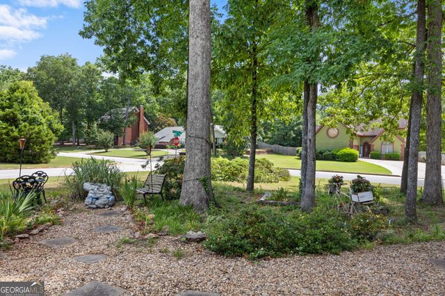 2335 Ettas Circle SE, Conyers, GA 30013