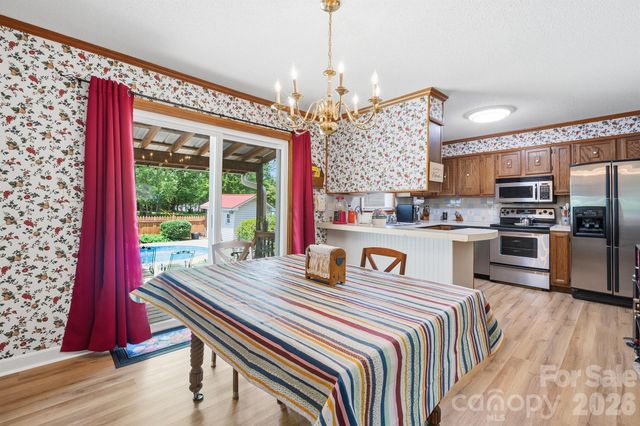 201 Wellington Drive, Lincolnton, NC 28092