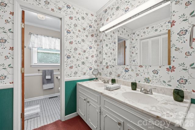 201 Wellington Drive, Lincolnton, NC 28092