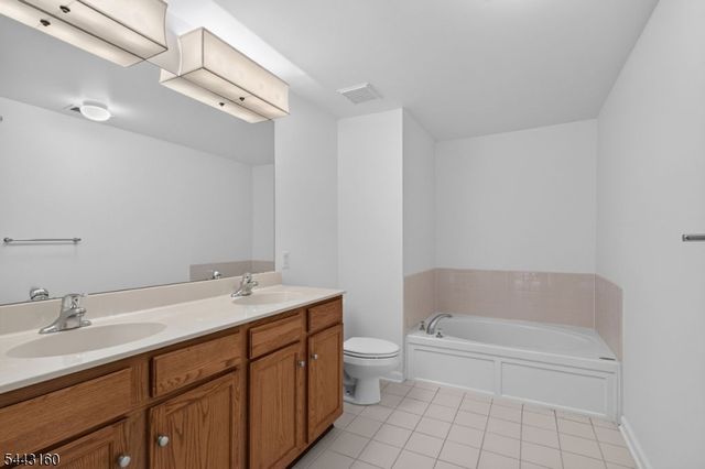 506 Donato Cir, Scotch Plains Twp., NJ 07076